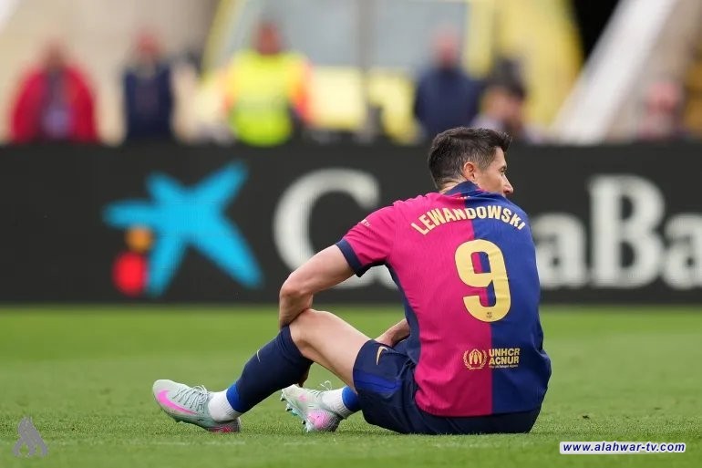 برشلونة يحسم مستقبل ليفاندوفسكي مع الفريق