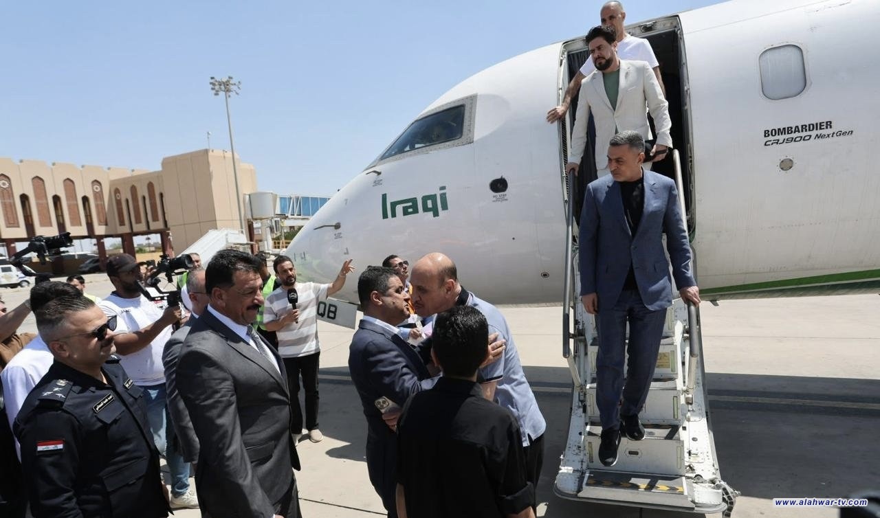 منتخبنا الوطني يصل إلى البصرة للاحتفال بالتأهل للمونديال