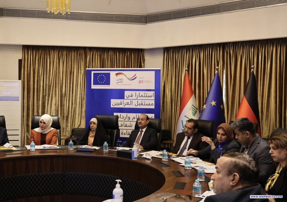 العطواني يؤكد أهمية اجراء مراجعة شاملة للعمل الضريبي في البلاد