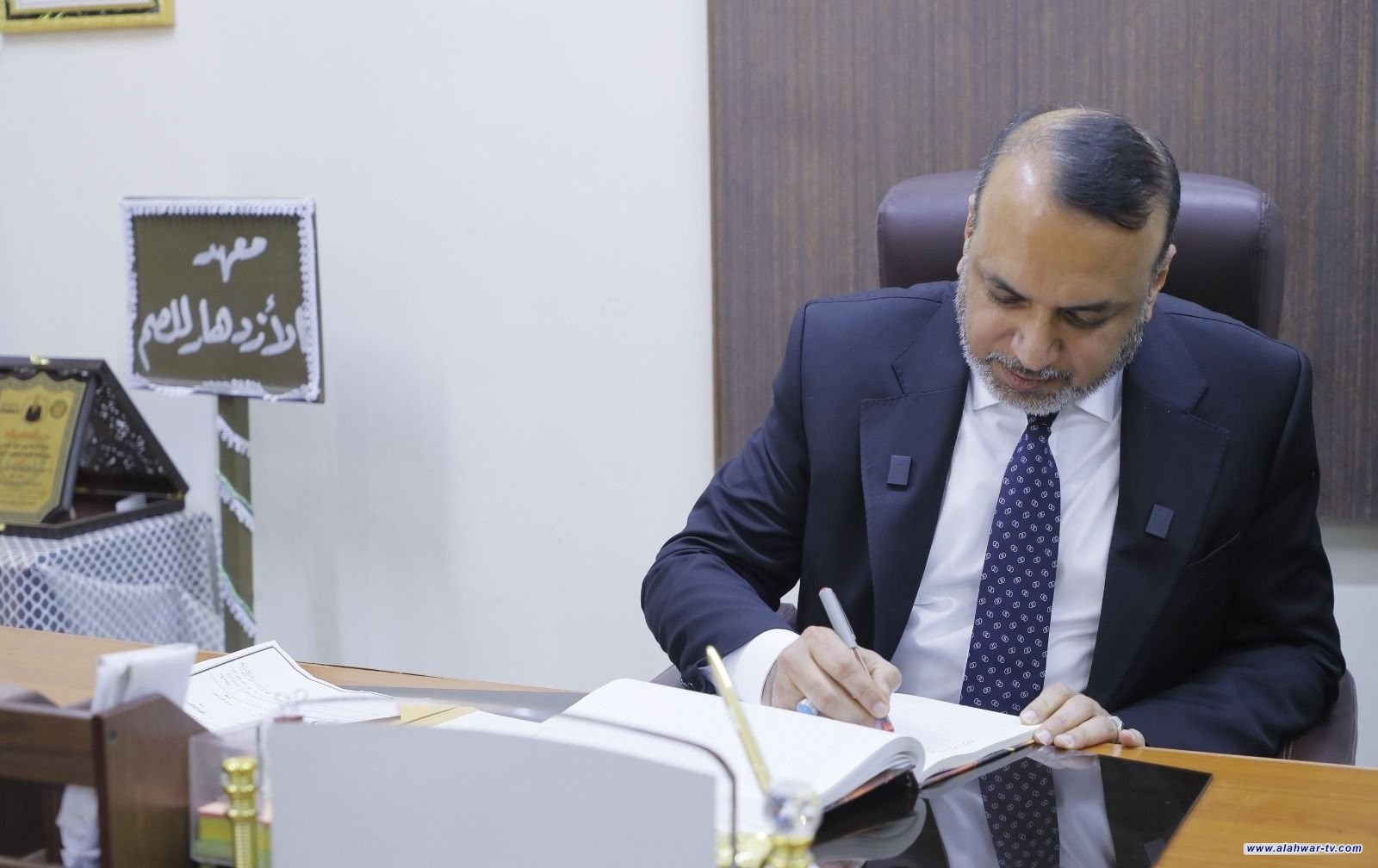 وزير العمل: لن ندخر جهداً في رعاية نزلاء الدور الإيوائية