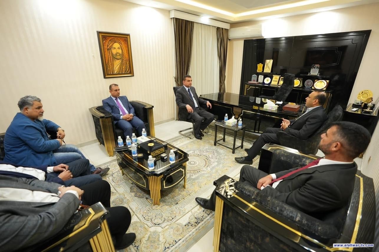 مطالباً بشمول المزيد من العوائل المستحقة براتب الرعاية الاجتماعية وتوسيع خطة تشغيل العاطلين ..  محافظ ذي قار يلتقي وزير العمل في بغداد