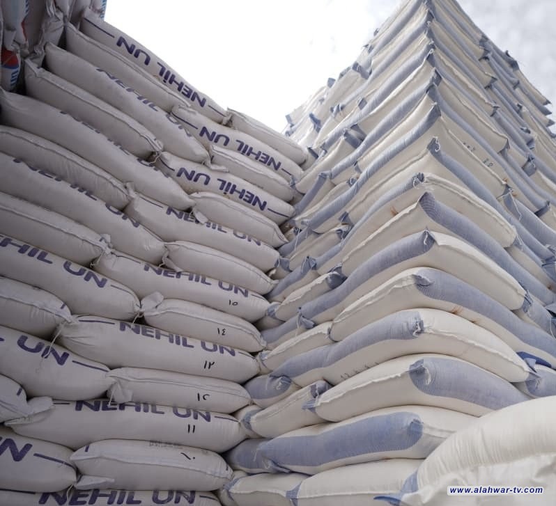 التجارة تنفي نقل المواد الغذائية من مخازنها وتطلق حصة جديدة من الطحين