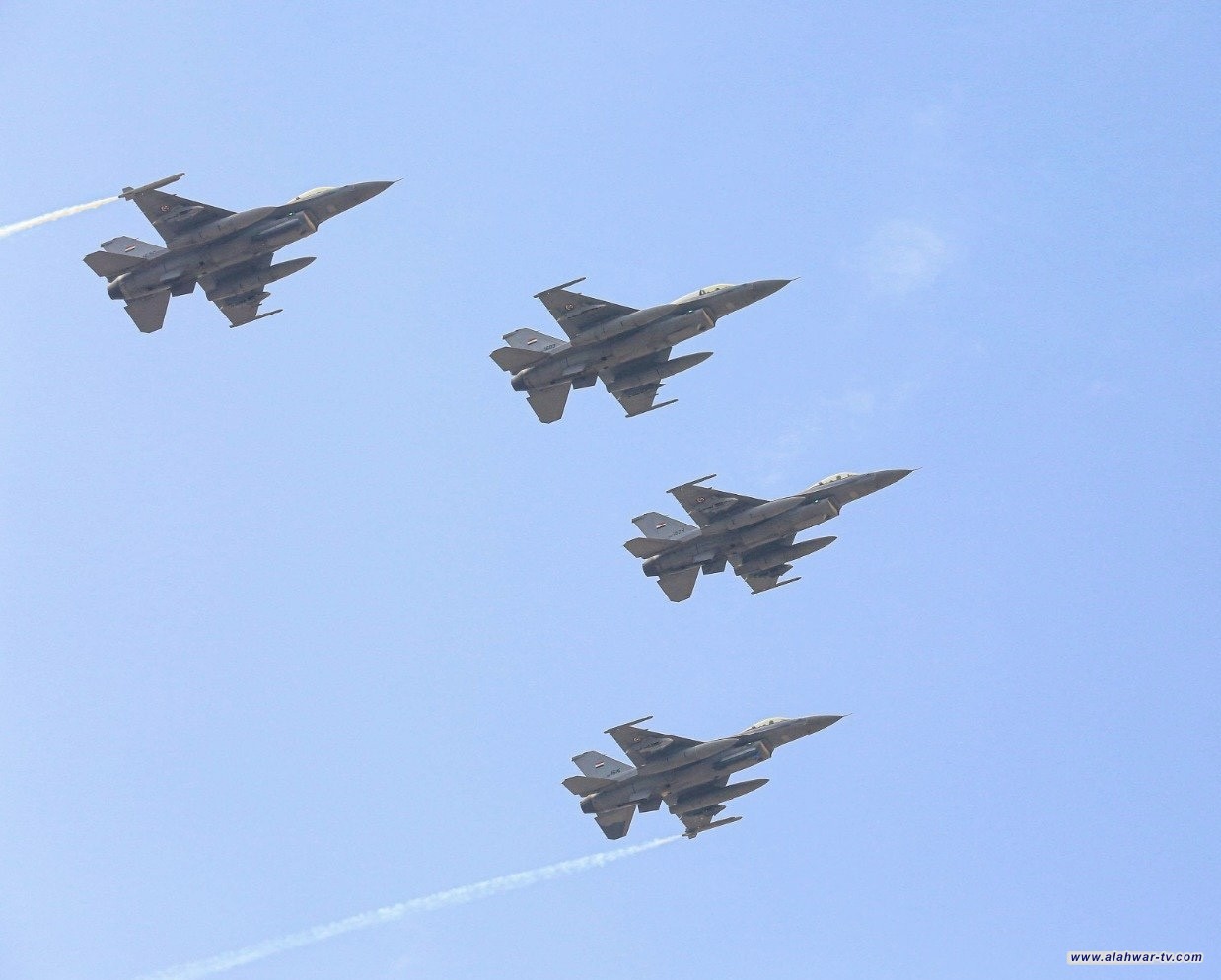 الدفاع تعلن تسلم 6 طائرات متطورة قبل نهاية العام الحالي