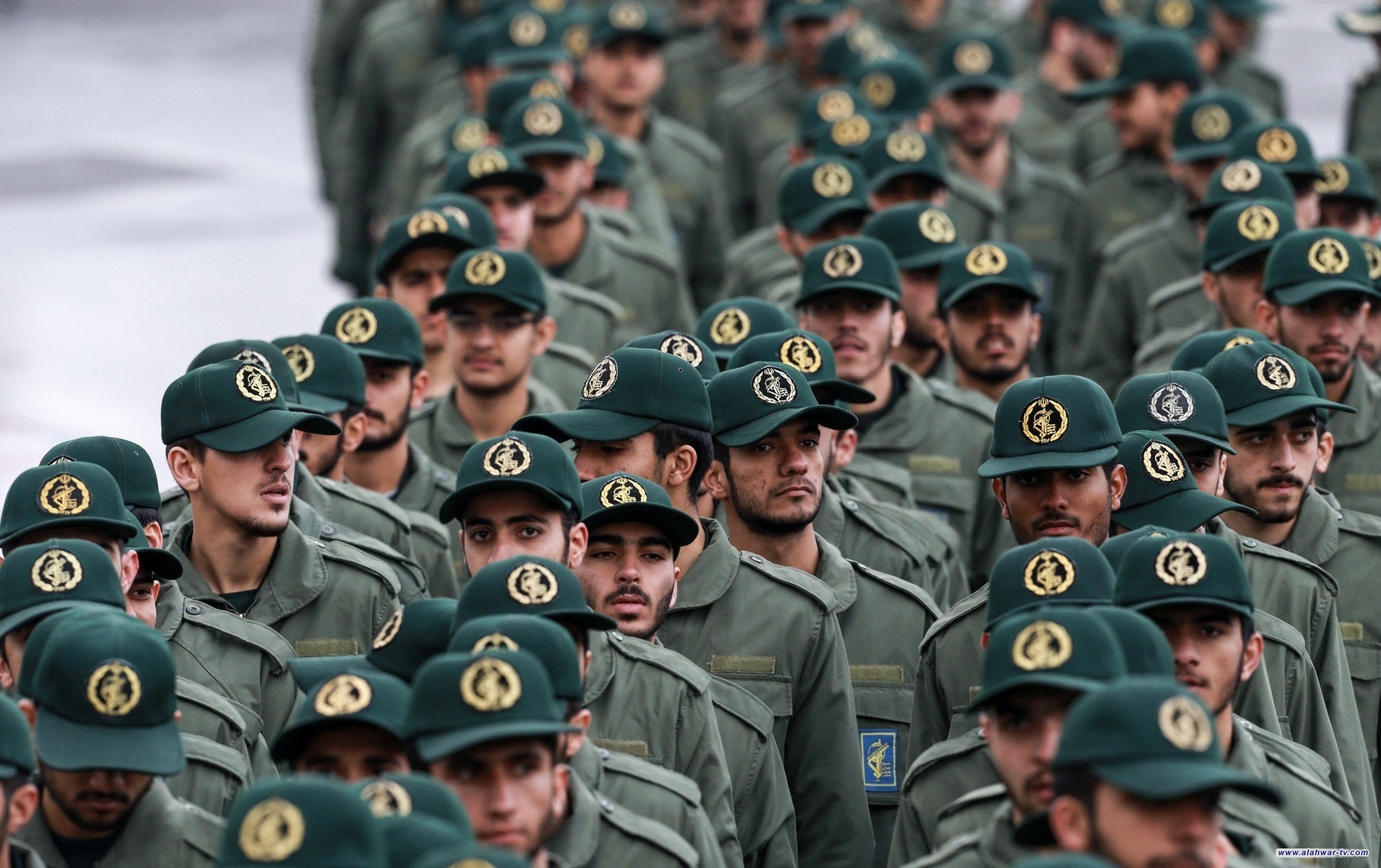 الحرس الثوري: لا نبدأ الحرب لكننا مستعدون لها