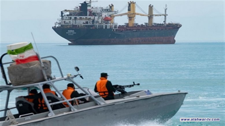 الحرس الثوري: سنستهدف أي سفينة لا تحمل تصريحاً بالعبور من مضيق هرمز