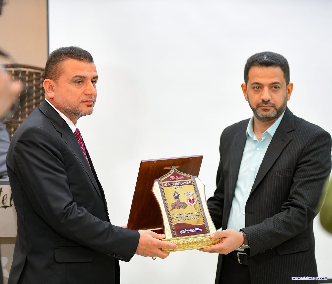 محافظ ذي قار يشارك في احتفالية تكريم اطباء مركز القلب ويؤكد: انجازكم فخر للعراق ولكل الأطباء العراقيين