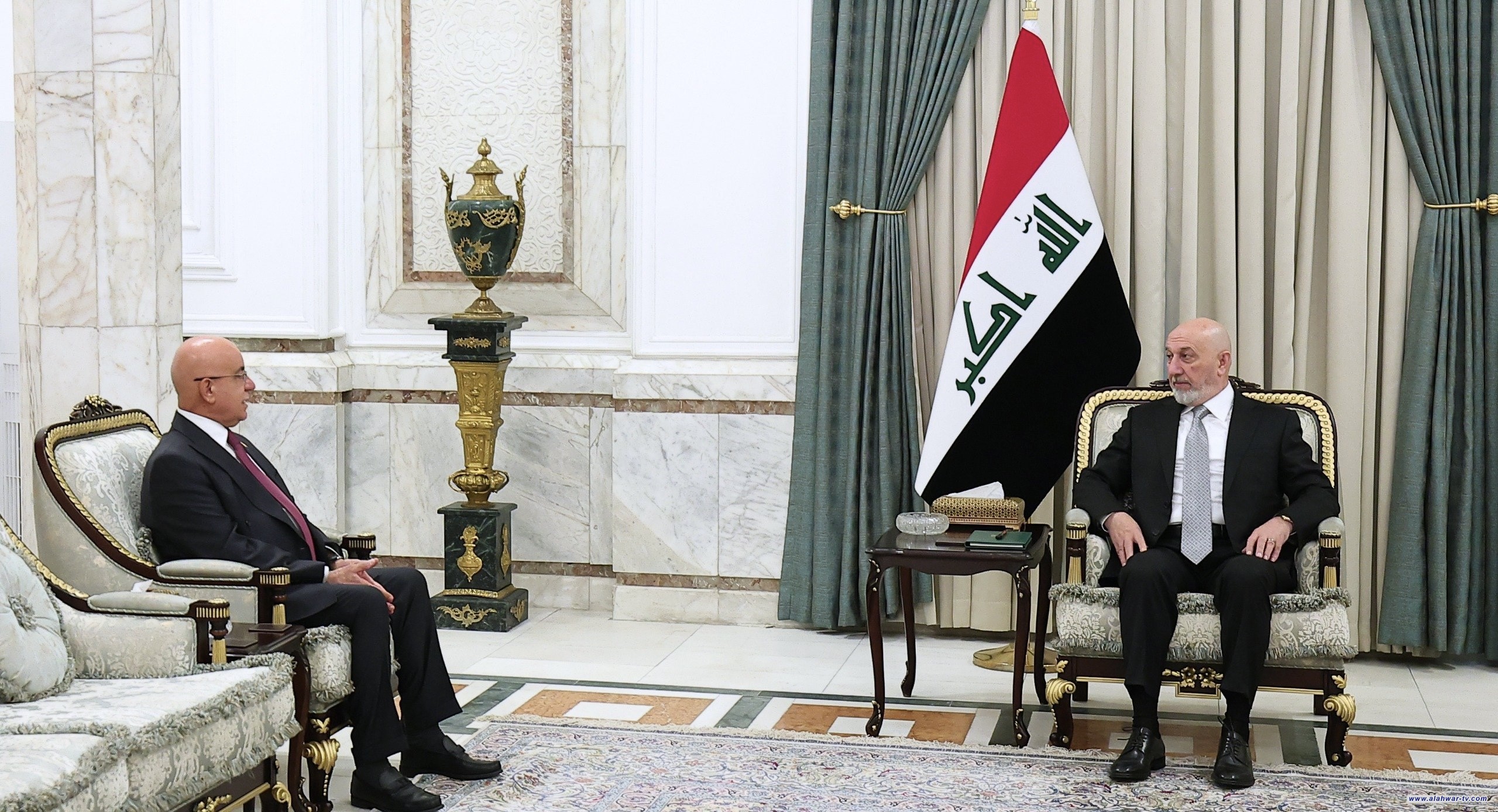 رئيس الجمهورية يؤكد أهمية تطوير القطاع الصحي والارتقاء بمستوى الخدمات