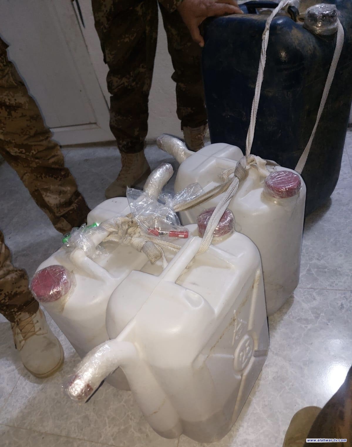 الداخلية: إحباط محاولة تهريب 400 ألف حبة مخدرة عبر نهر الفرات في منطقة الباغوز