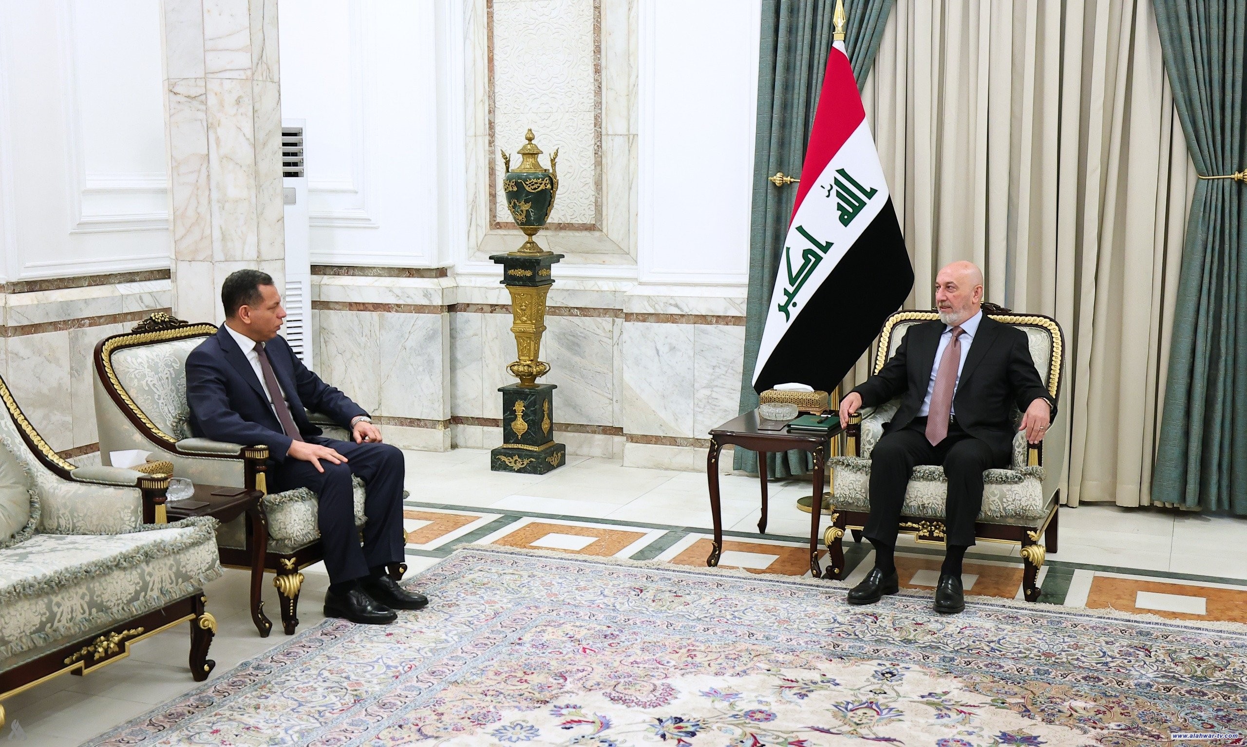 رئيس الجمهورية يثمّن جهود جهاز المخابرات في تعزيز الأمن الوطني