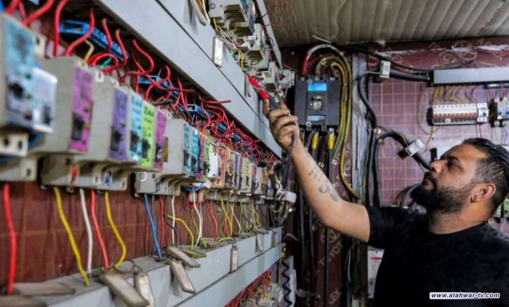 قائممقام الشطرة يوجه بإحالة أصحاب المولدات المخالفين إلى القضاء ويؤكد صدور أوامر قبض بحق 14 منهم