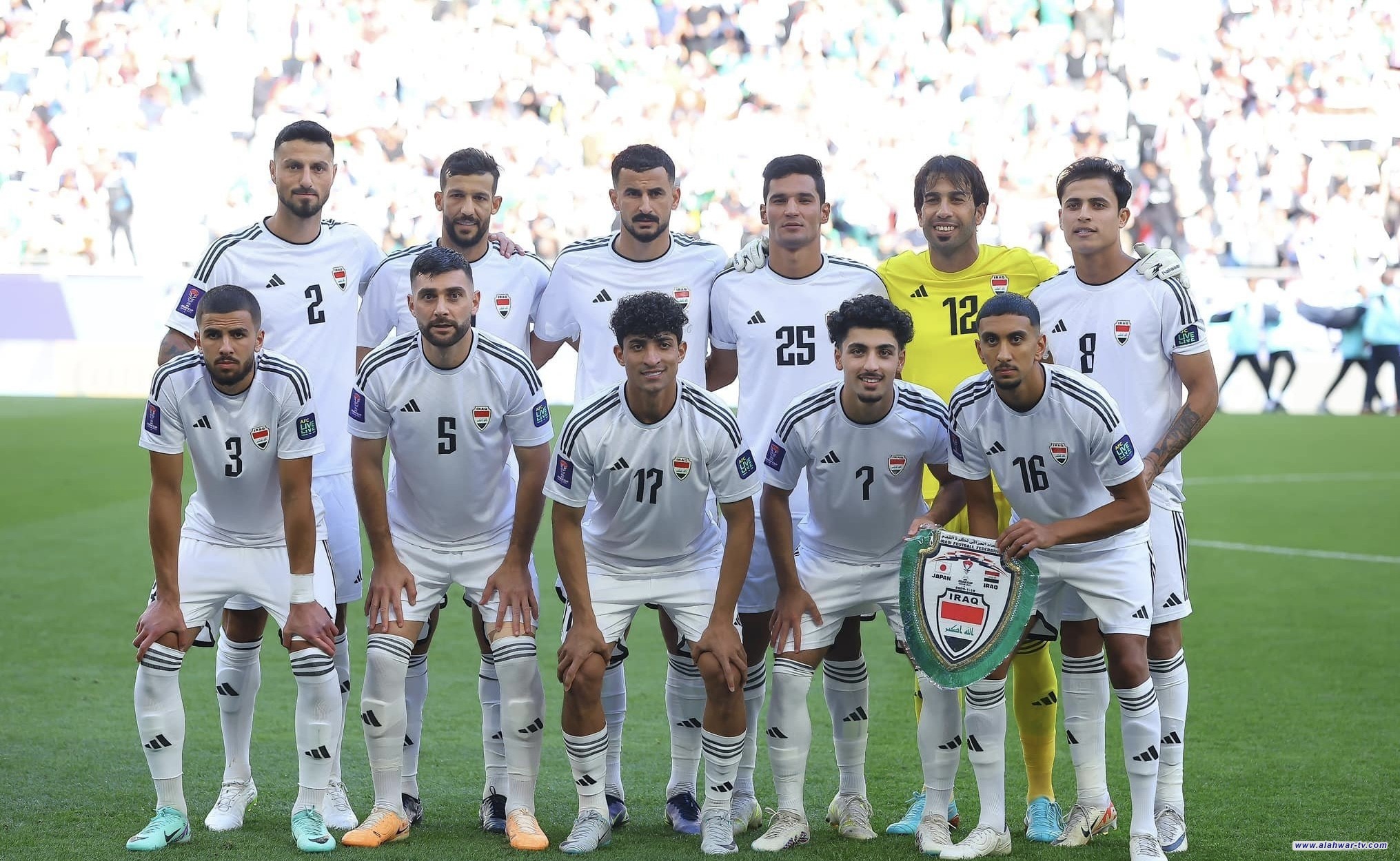 اللجنة الأولمبية تعلن استعدادها لتحمّل كلفة أي مدرب يختاره اتحاد الكرة