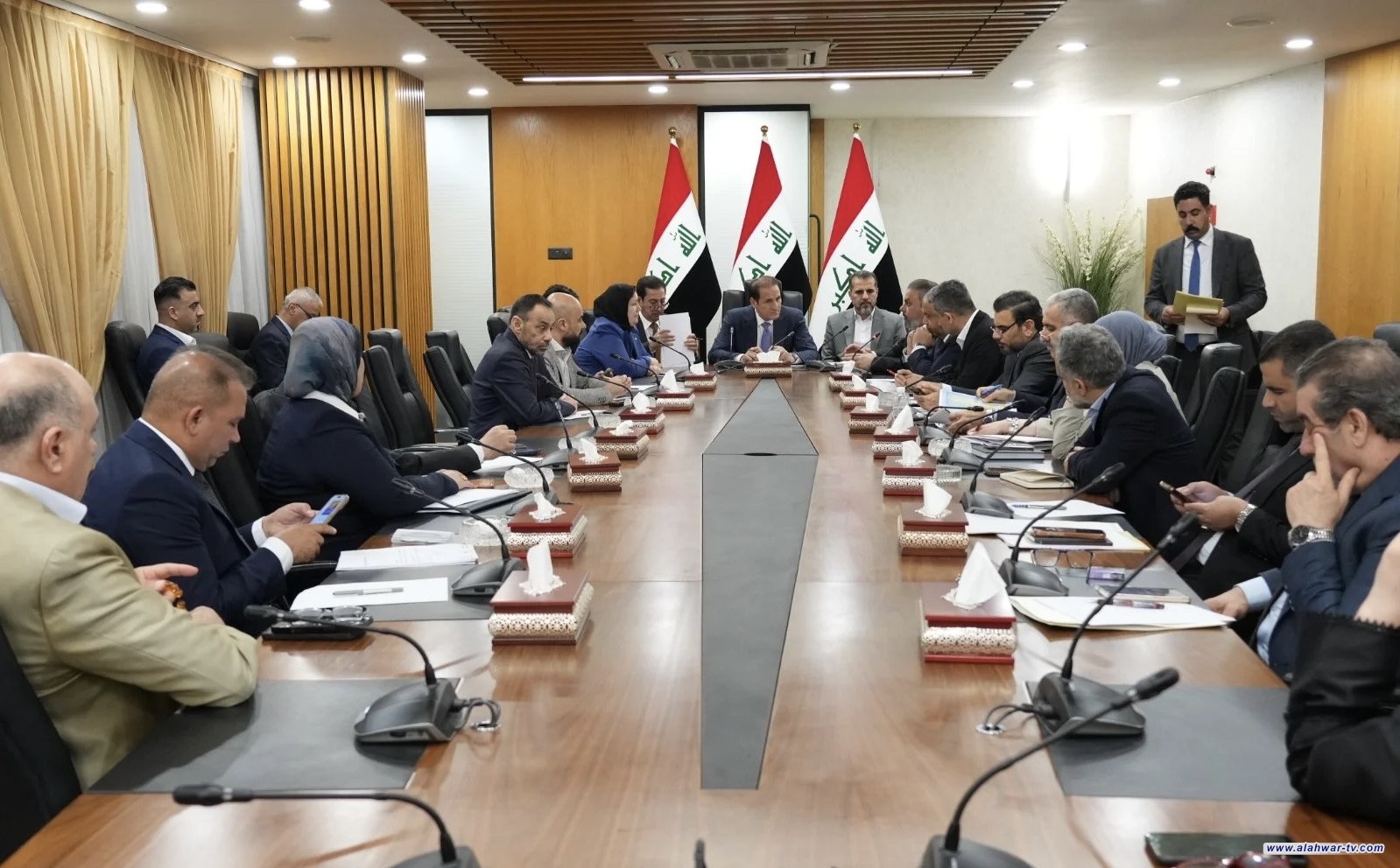 النفط النيابية تشدد على انسيابية تجهيز المواطنين بالمنتجات ومتابعة تطبيق الدفع الإلكتروني