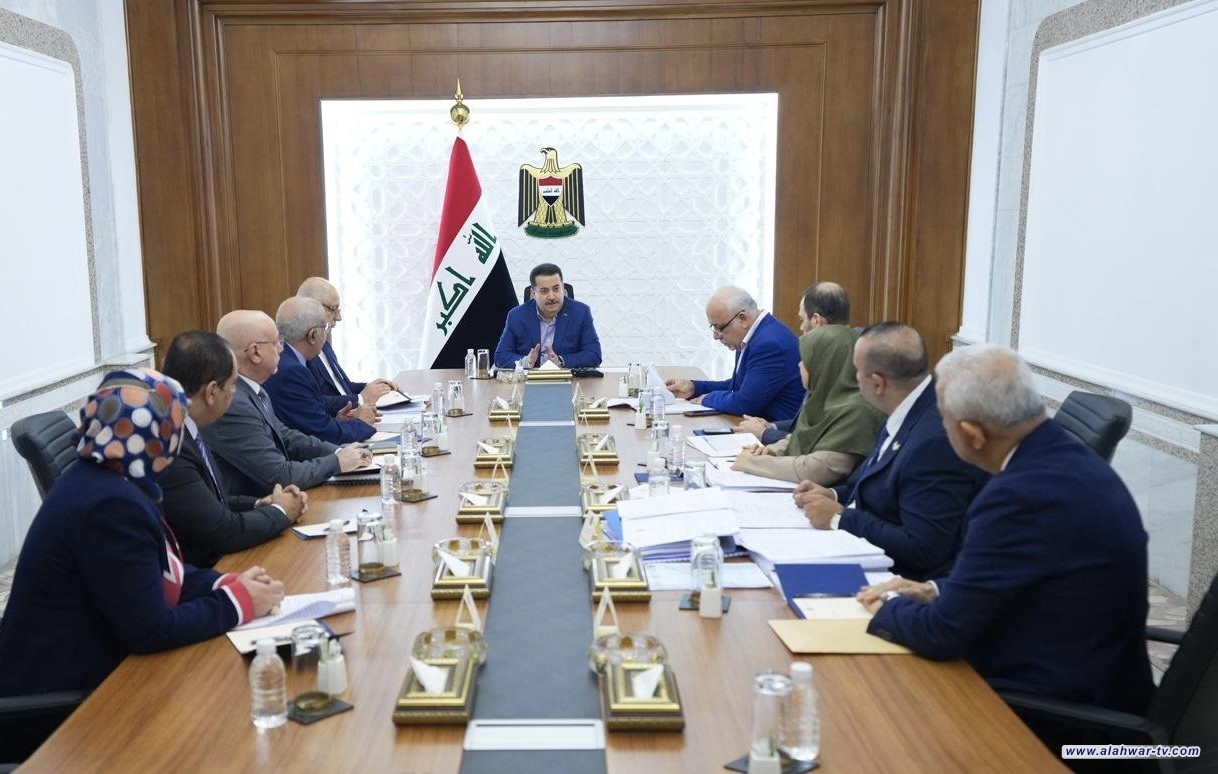 رئيس الوزراء يترأس اجتماعاً لمتابعة إجراءات إكمال مشروع (أيدوبا) لبناء المدارس