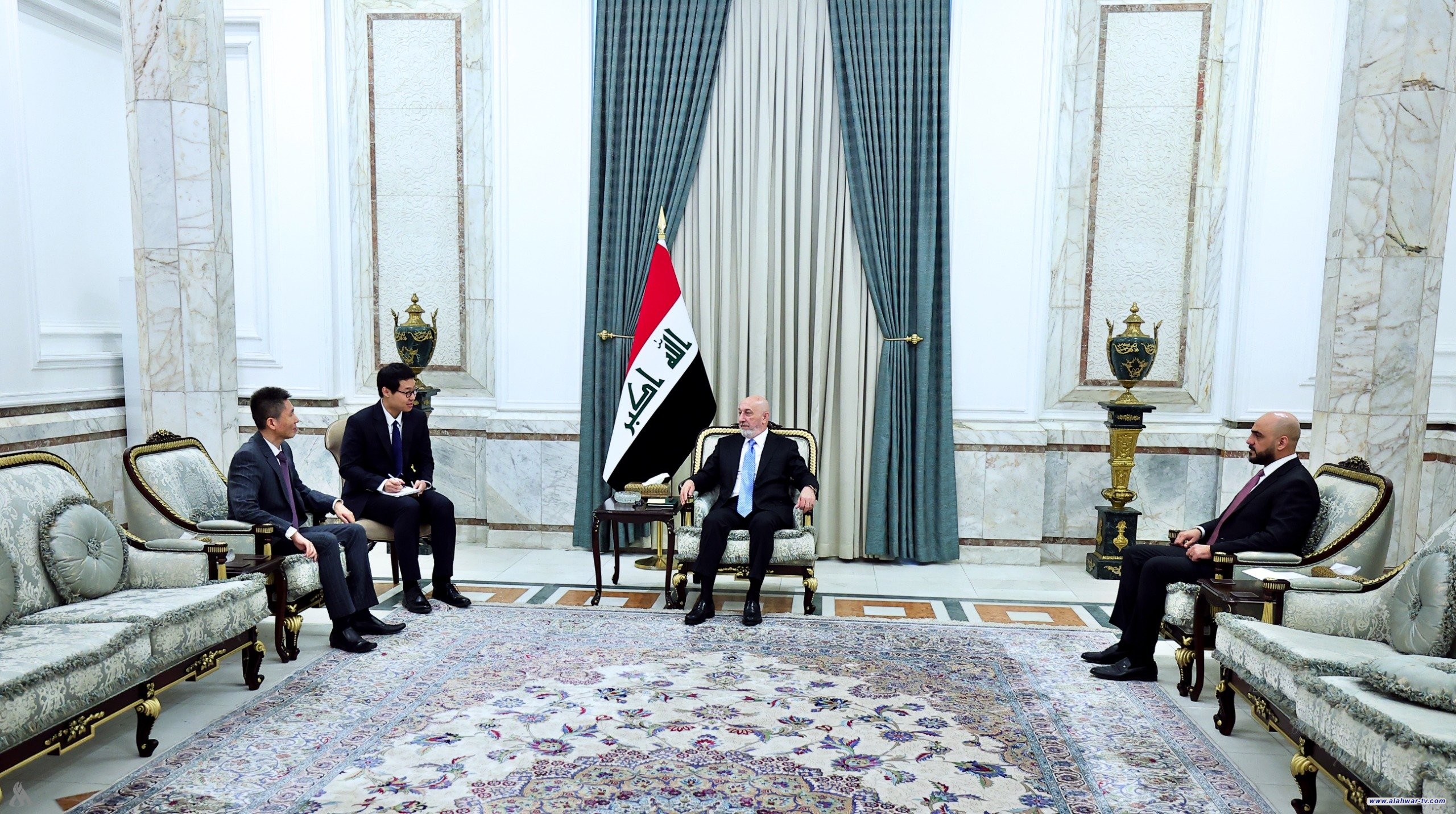 رئيس الجمهورية يؤكد رغبة العراق في تعضيد العلاقات مع الصين
