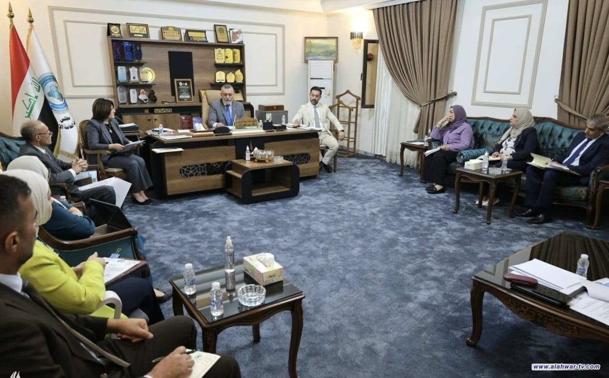 مجلس الخدمة يصادق على وجبة جديدة من التعيينات للأوائل وحملة الشهادات