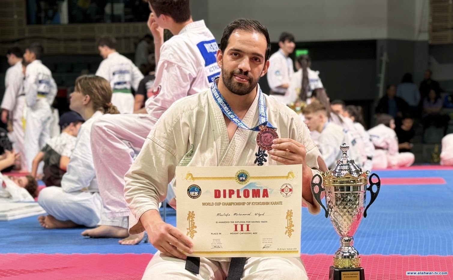 مصطفى وهيب يحرز برونزية العالم للكيكوشنكاي