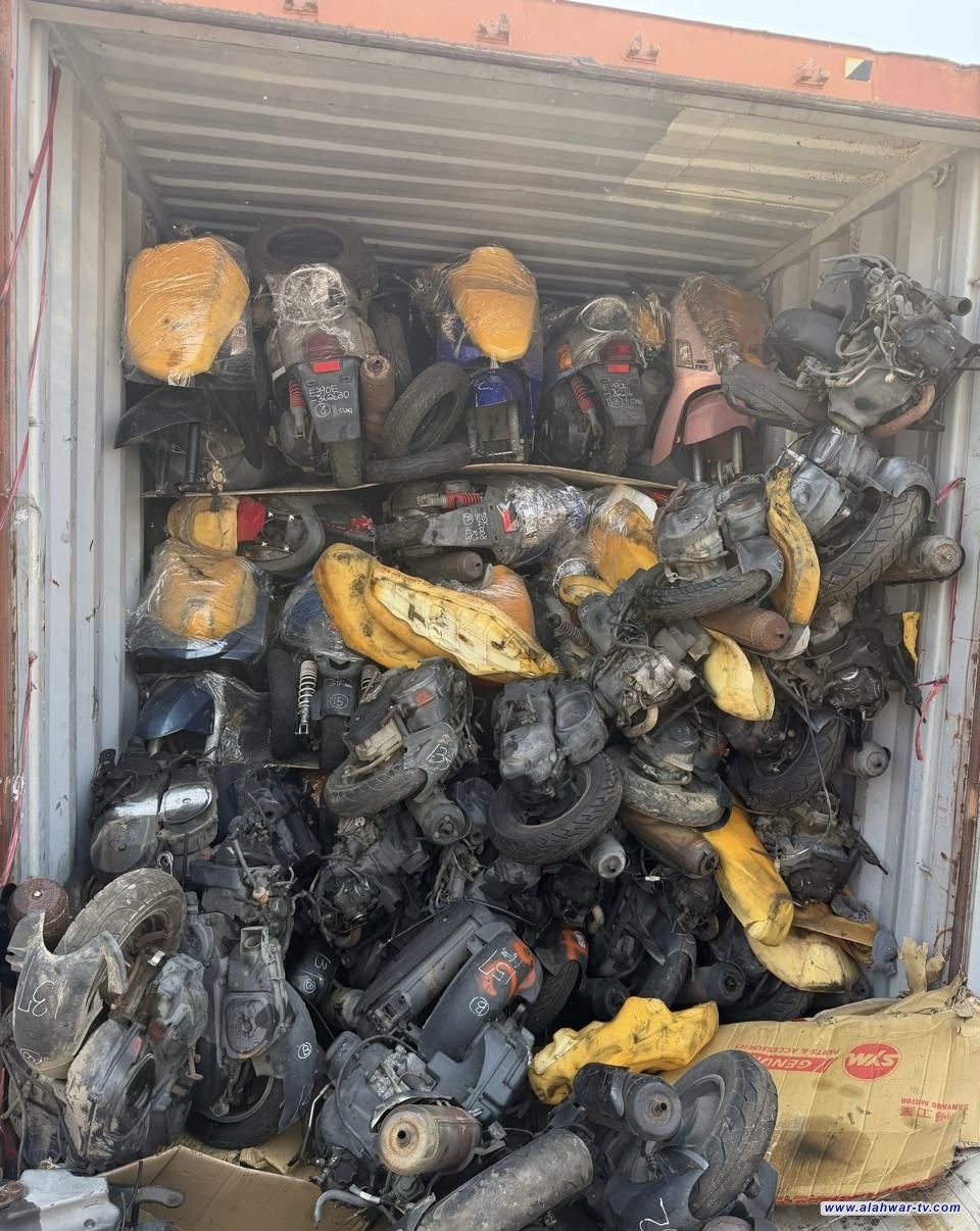 المنافذ: ضبط 5 حاويات معدة للتهريب في منفذ ميناء أم قصر الشمالي