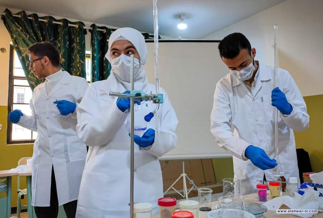 مدرسة الموهوبين في ذي قار بثلاث مختبرات متطورة