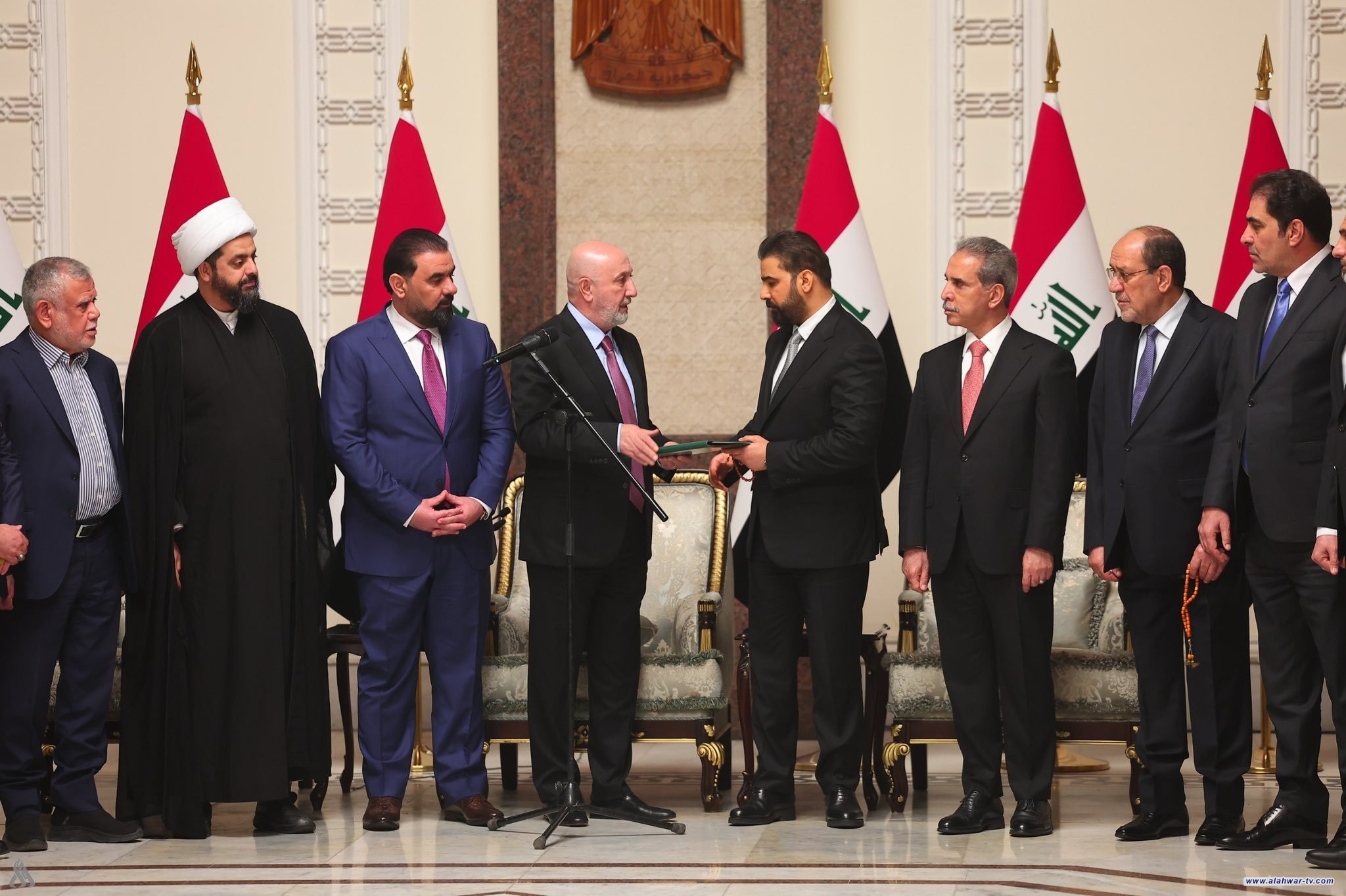 رئيس الجمهورية: أنجزنا المرحلة الثالثة من الاستحقاق الدستوري بعد تكليف الزيدي بتشكيل الحكومة