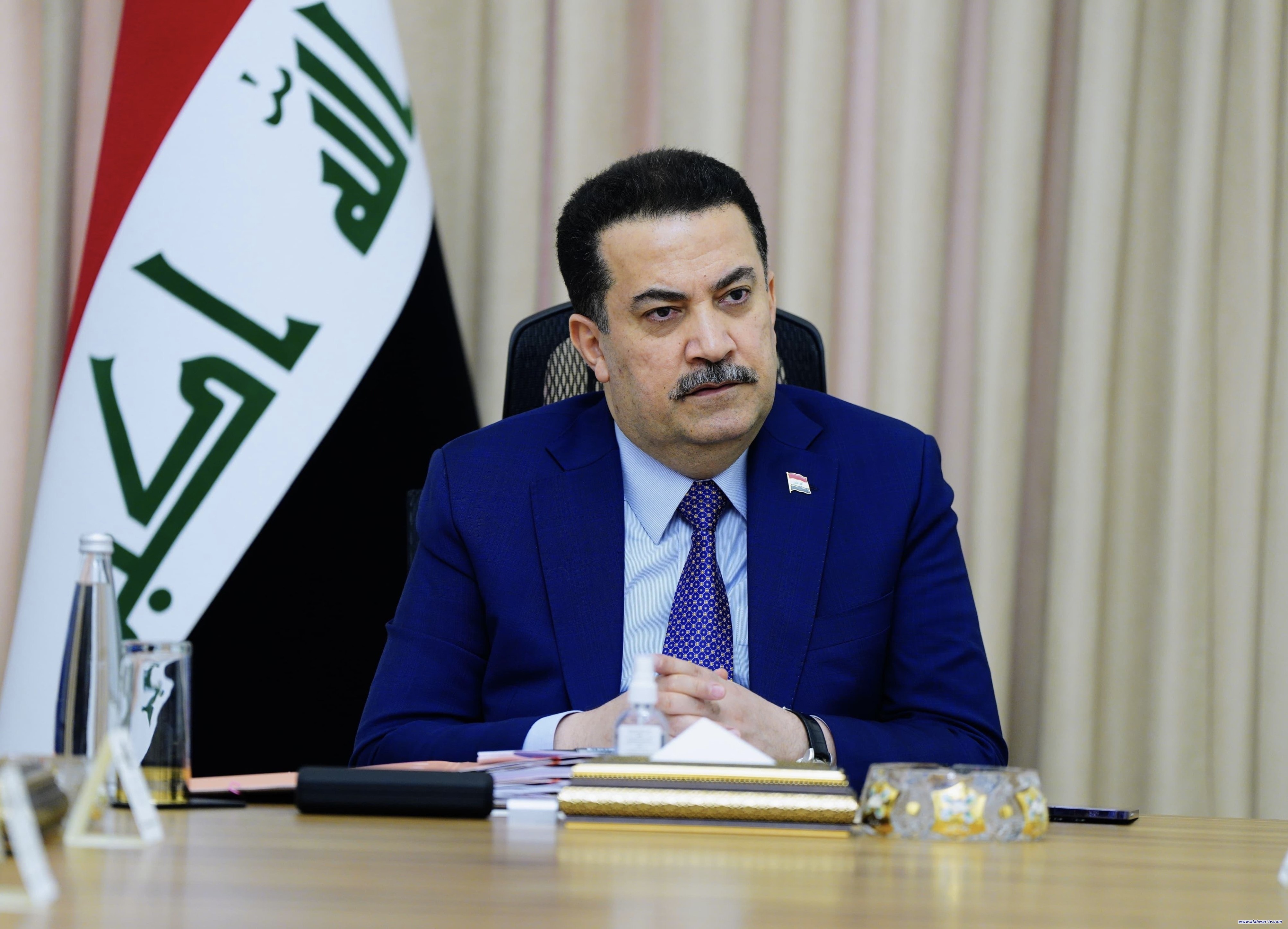 رئيس الوزراء يهنئ الزيدي بمناسبة تكليفه بتشكيل الحكومة