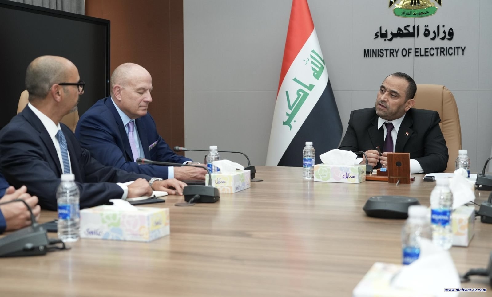 وزير الكهرباء: 8 آلاف ميكا واط من طاقة المحطات الجديدة ستنتج دون الحاجة إلى وقود