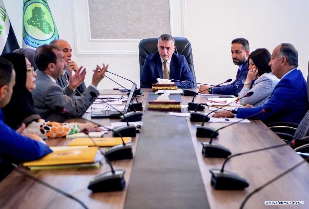 مجلس الخدمة يصادق على إعادة تعيين المفسوخة عقودهم بوزارة الدفاع