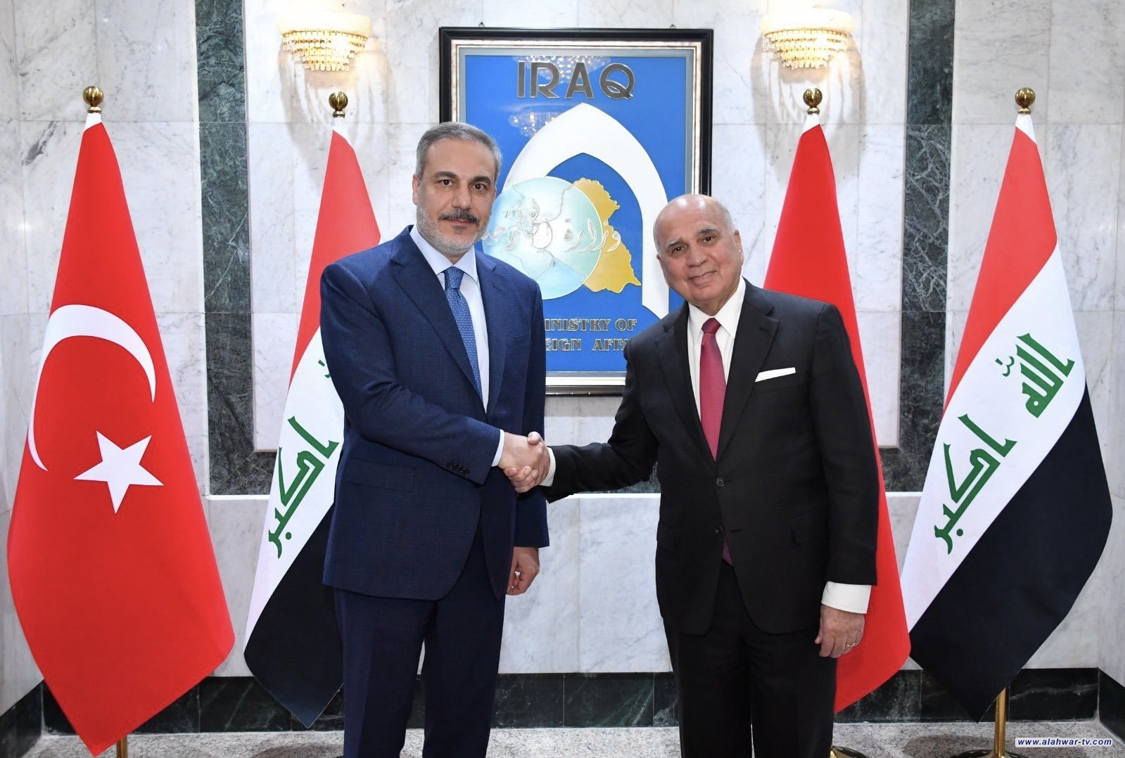 وزير الخارجية يستقبل نظيره التركي في بغداد