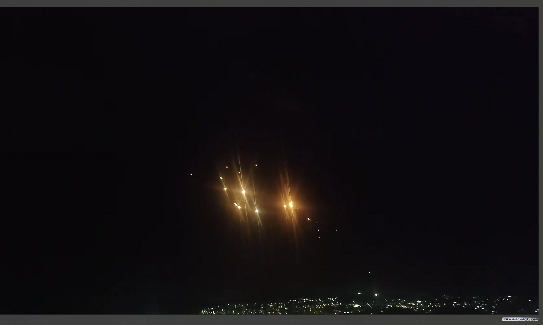 التلفزيون الإيراني يعلن قصف أهداف داخل الكيان الصهيوني بصواريخ أطلقت من إيران