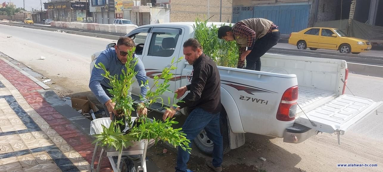 بيئة ذي قار تطلق حملة تطوعية للتشجير تنطلق من مدارس المحافظة