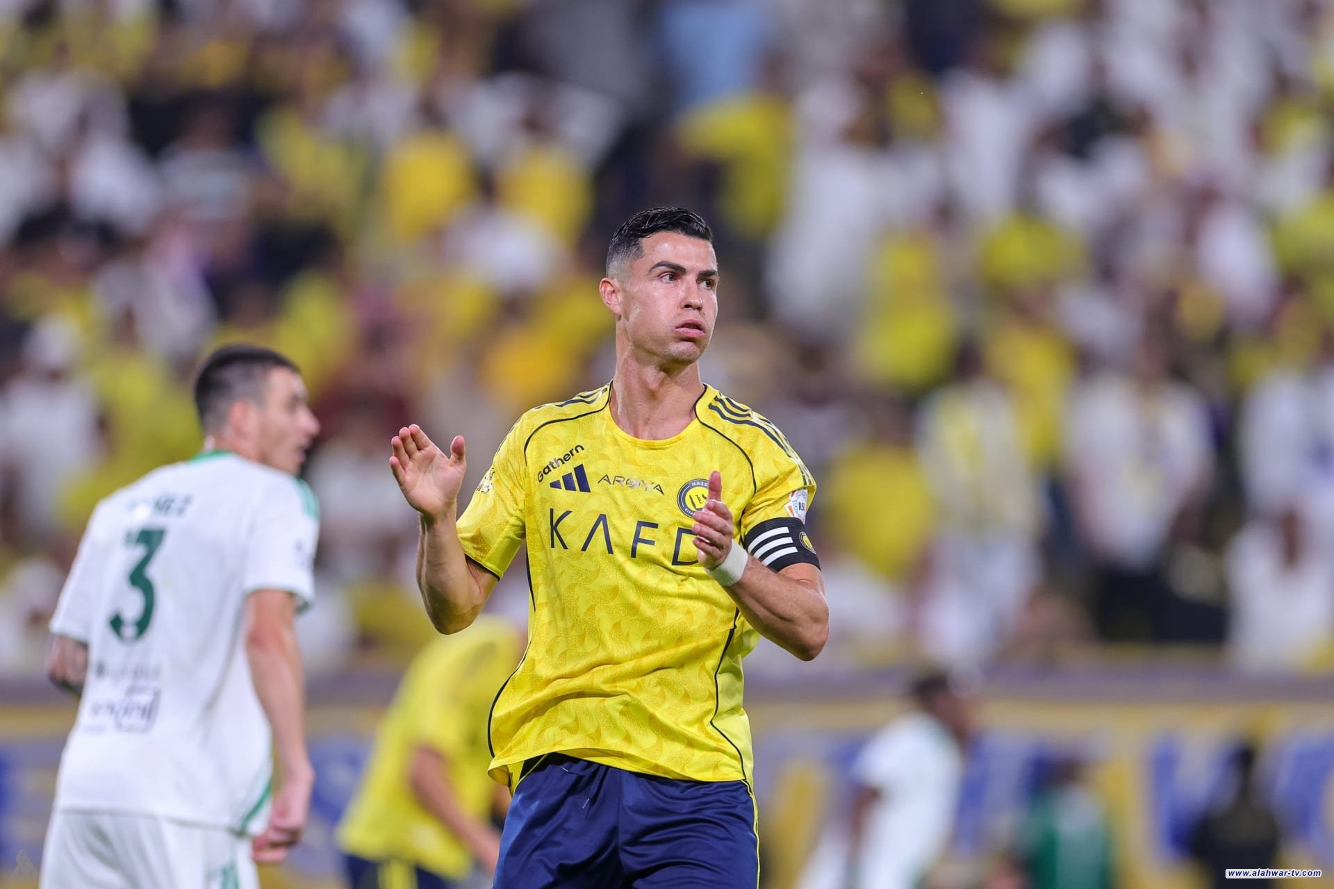 رونالدو ينتقد لاعبي الدوري السعودي بعد قمة الأهلي