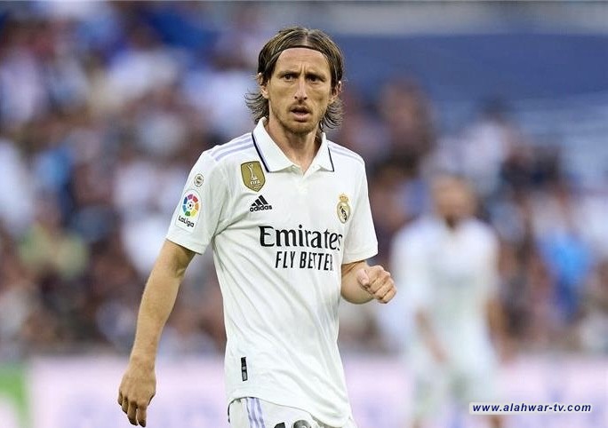 مودريتش ينتظر فرصة تاريخية في الكلاسيكو