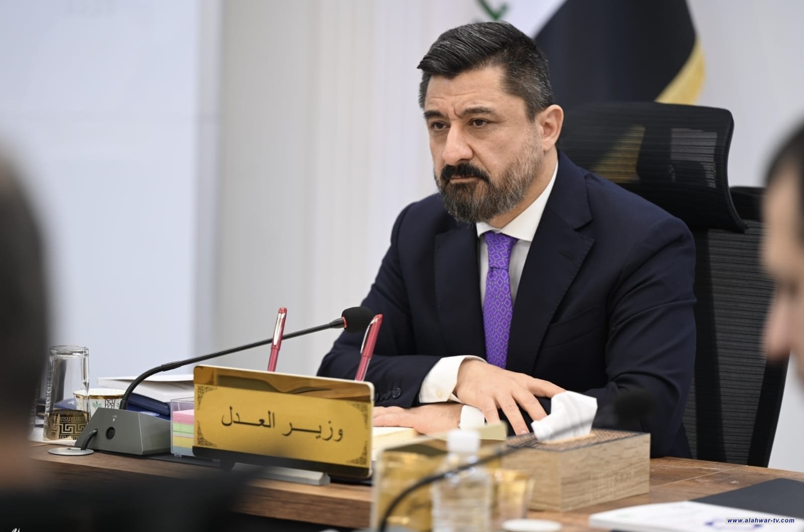 وزير العدل يوجه بإعفاء المفصولين السياسيين من رسوم خدمات دوائر الكتاب العدول