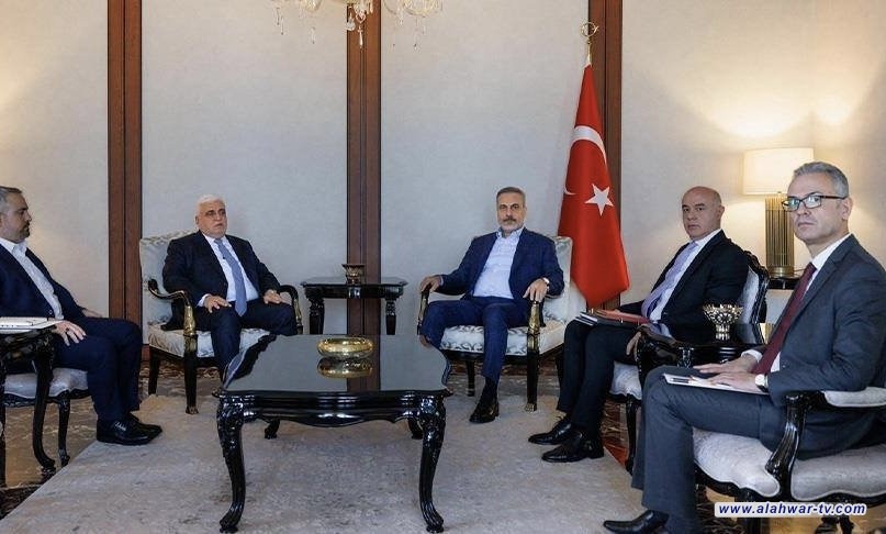 الفياض يبحث مع وزير الخارجية التركي تعزيز التعاون بين بغداد وأنقرة