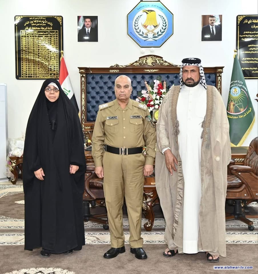 قائد شرطة ذي قار يلتقي المربية الفاضلة الست زينب خربيط