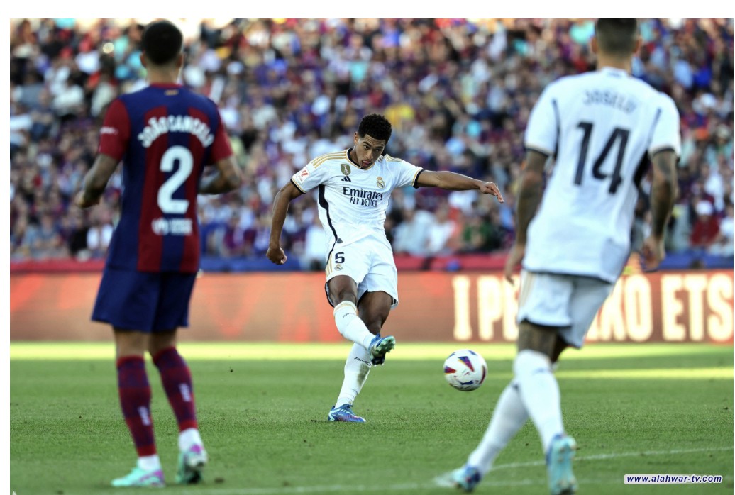 ريال مدريد يتغلب على برشلونة في كلاسيكو الأرض