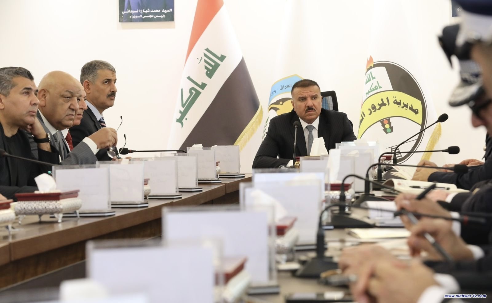 وزير الداخلية يوجه برفع غرامات السيارات الشمالية المسجلة في بغداد إلى الإقليم