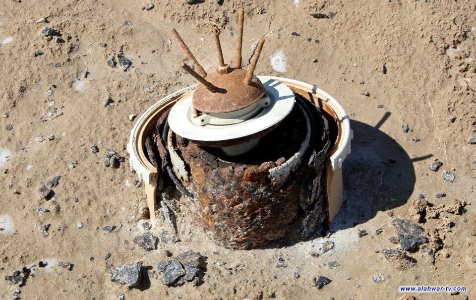 انفجار مخلف حربي يودي بحياة طفل ويصيب آخر جنوب ذي قار