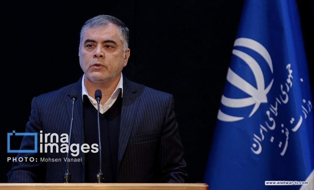 وزير النفط الإيراني يصل الى بغداد