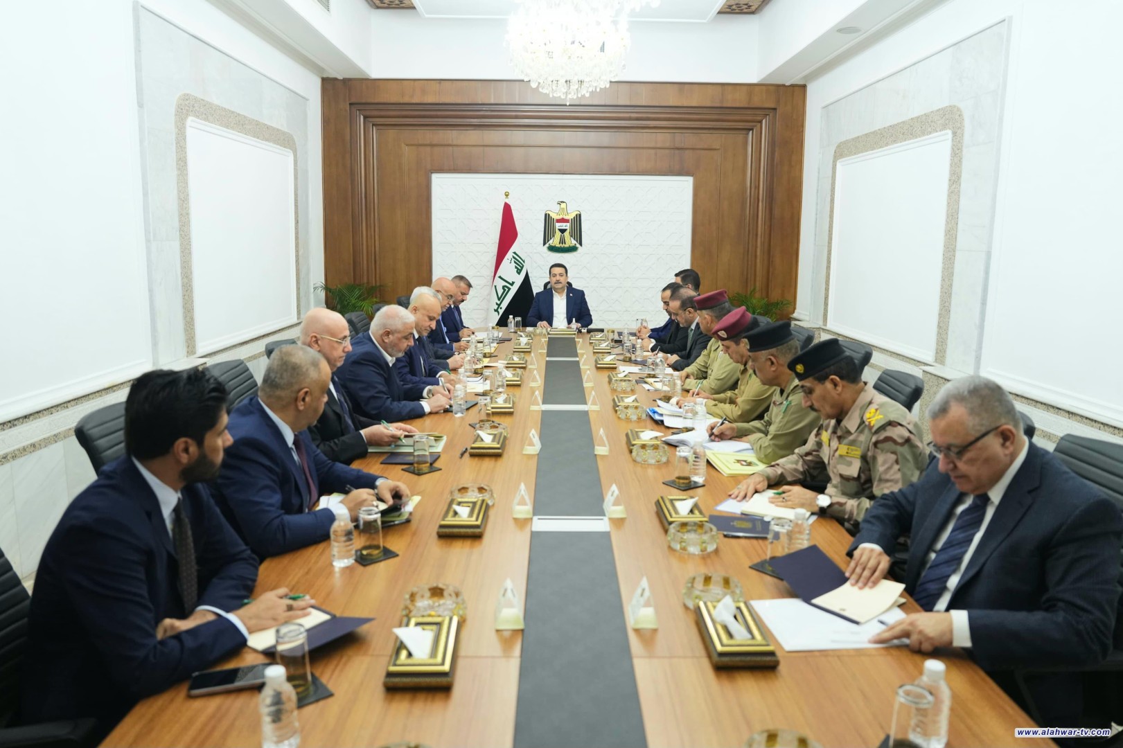 السوداني يوجه بإدامة عمليات الإغاثة إلى غزة ولبنان