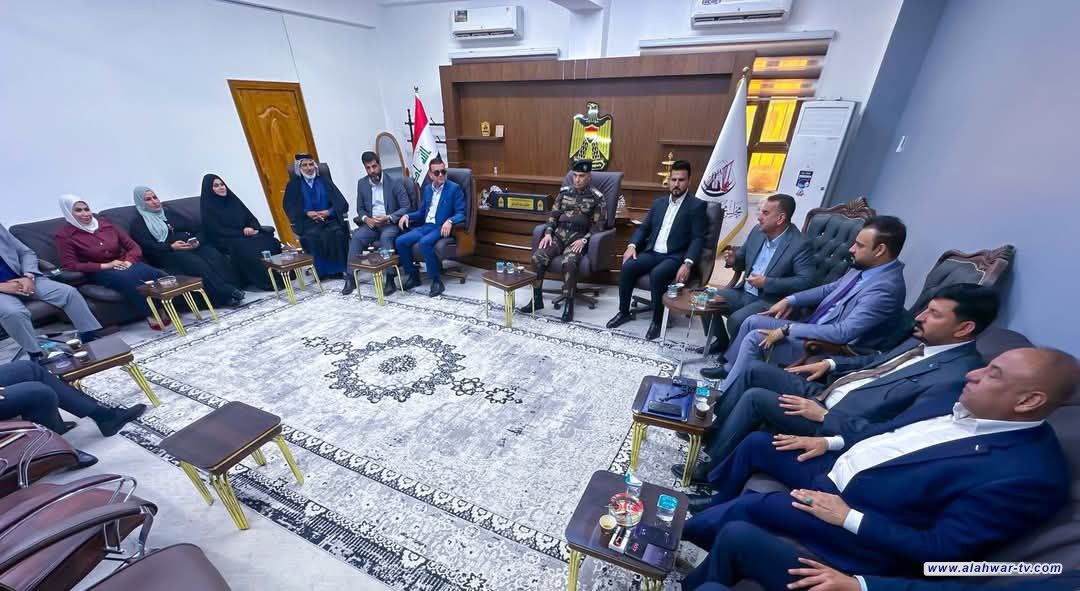 محافظ ذي قار وقائد الشرطة يقدمان اعتذاراً رسمياً للتربويين بحضور مجلس المحافظة