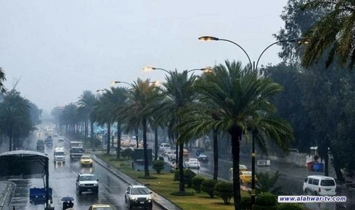 سحب ممطرة تندفع الى العراق والإثنين أول غيثها