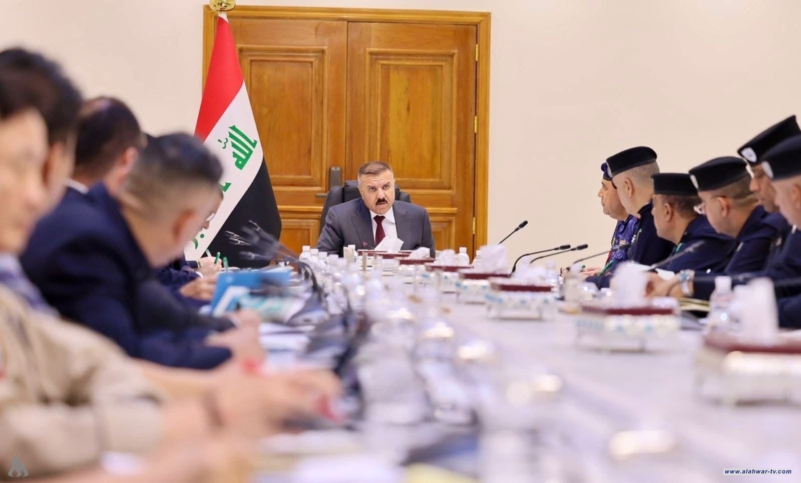 وزير الداخلية يوجه بتأهيل الطائرات المروحية الكورية للعمل ليلاً ونهاراً