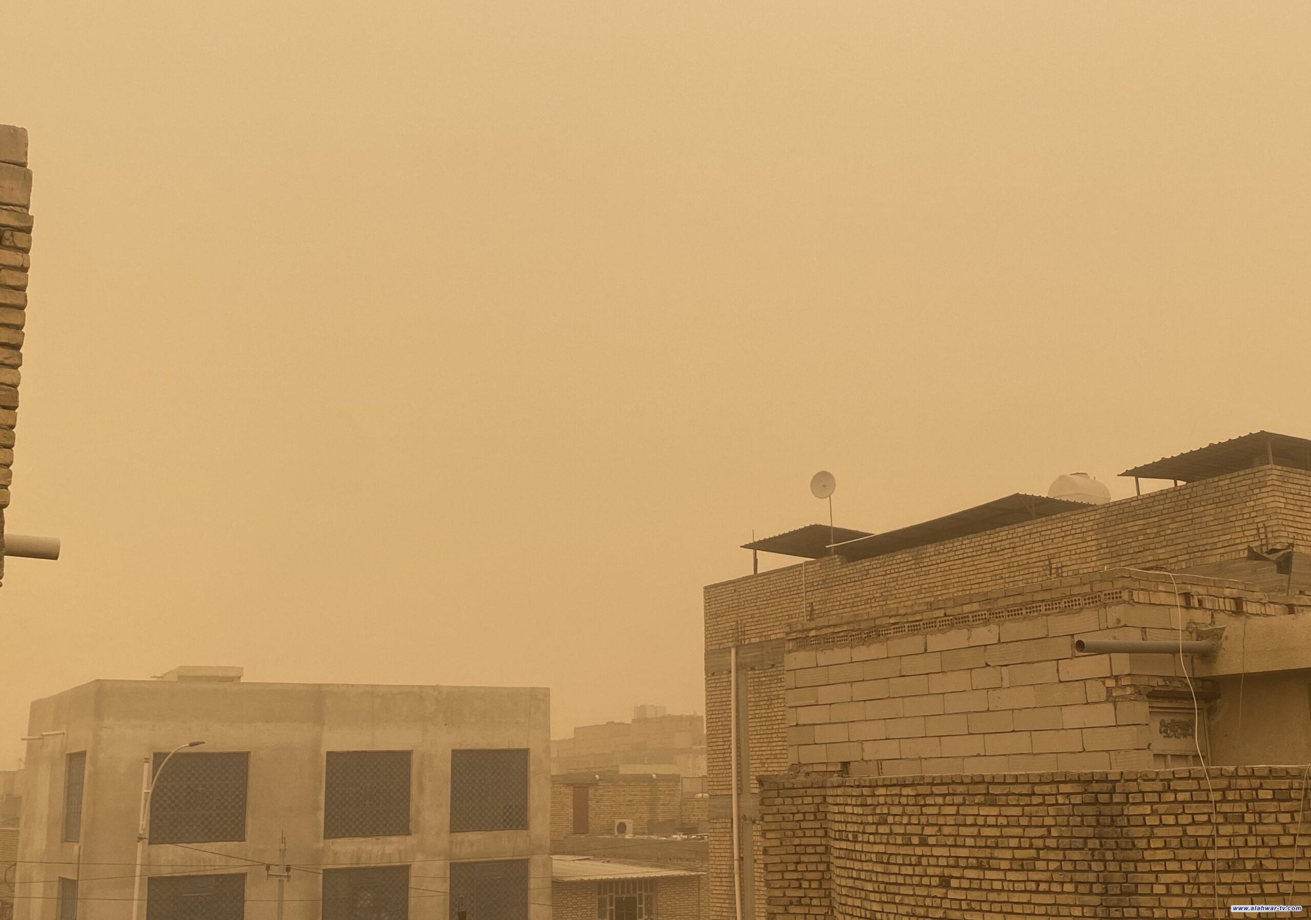 أنواء ذي قار: انحسار العاصفة بعد منتصف الليل والرؤية بلغت الصفر