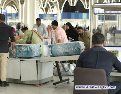 النقل: مطارات بغداد والنجف الأشرف والبصرة مفتوحة أمام حركة الطيران