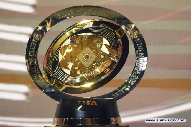 الفيفا يختار قائمة حكام كأس العالم للأندية 2025