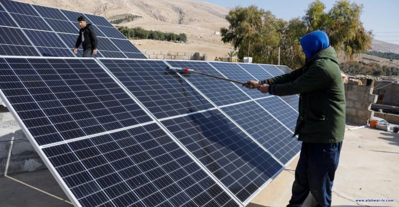 أعلن العراق عن تأهيل 16 شركة لنصب منظومات الطاقة الشمسية في المنازل.