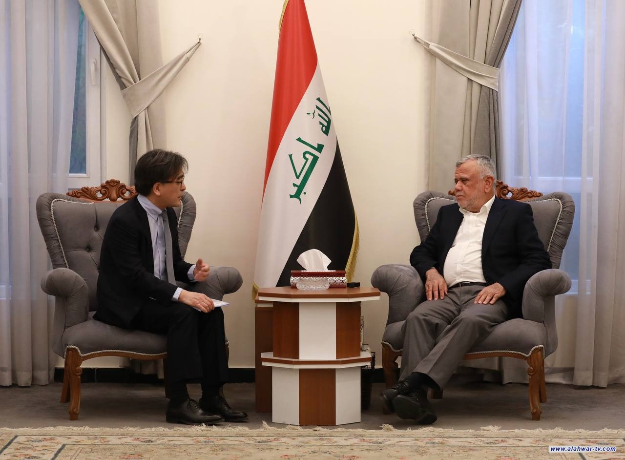 العامري والسفير الياباني يناقشان العلاقات الثنائية ودعم المشاريع الحيوية