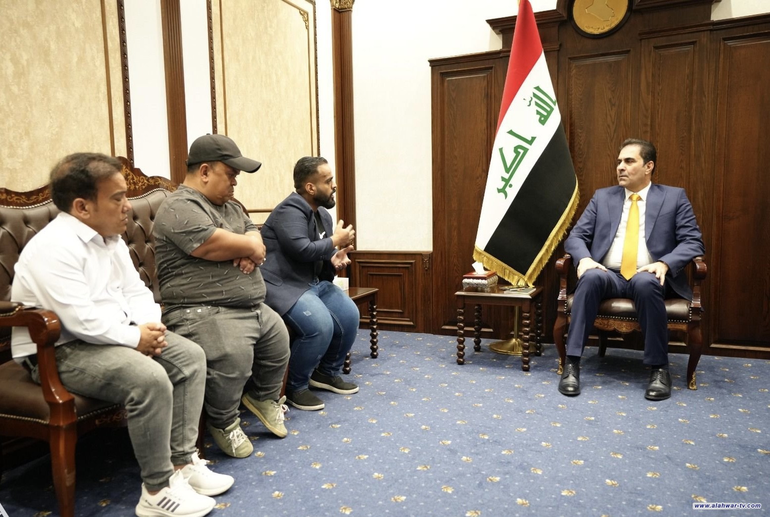 المندلاوي يدعو إلى تحديد نسبة لشمول قصار القامة في التعيينات