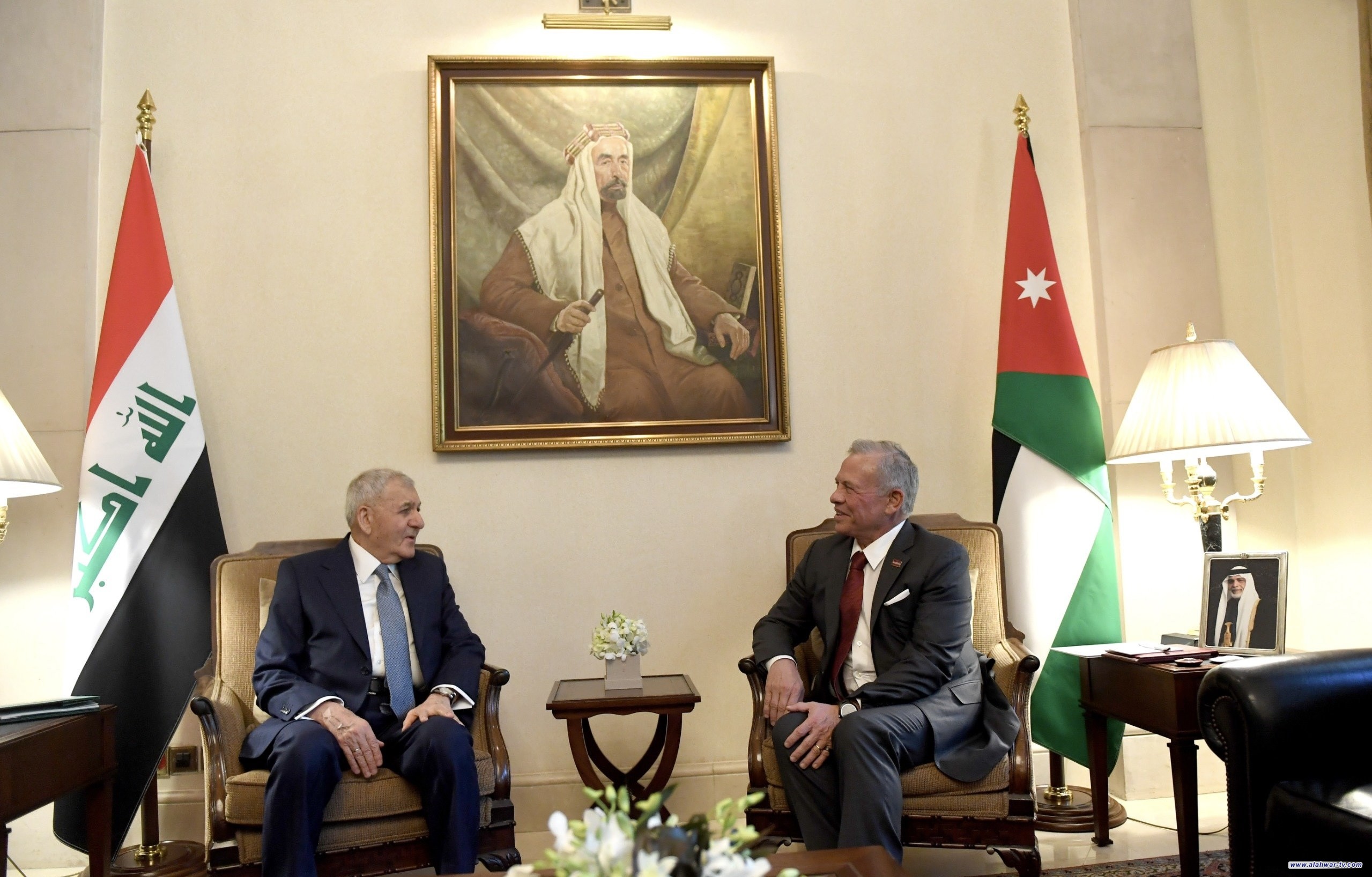 رئيس الجمهورية يعود للبلاد بعد اختتام زيارته إلى الأردن