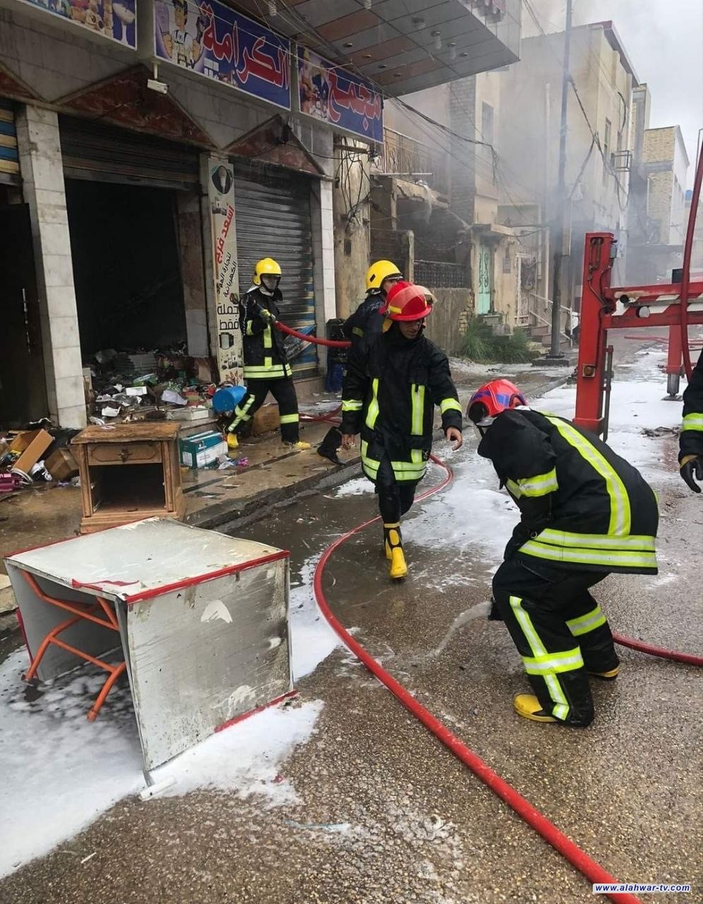 اعلنت مديرية الدفاع المدني العامة، اخماد حادث حريق اندلع داخل مبنى تجاري وسط الحبوبي